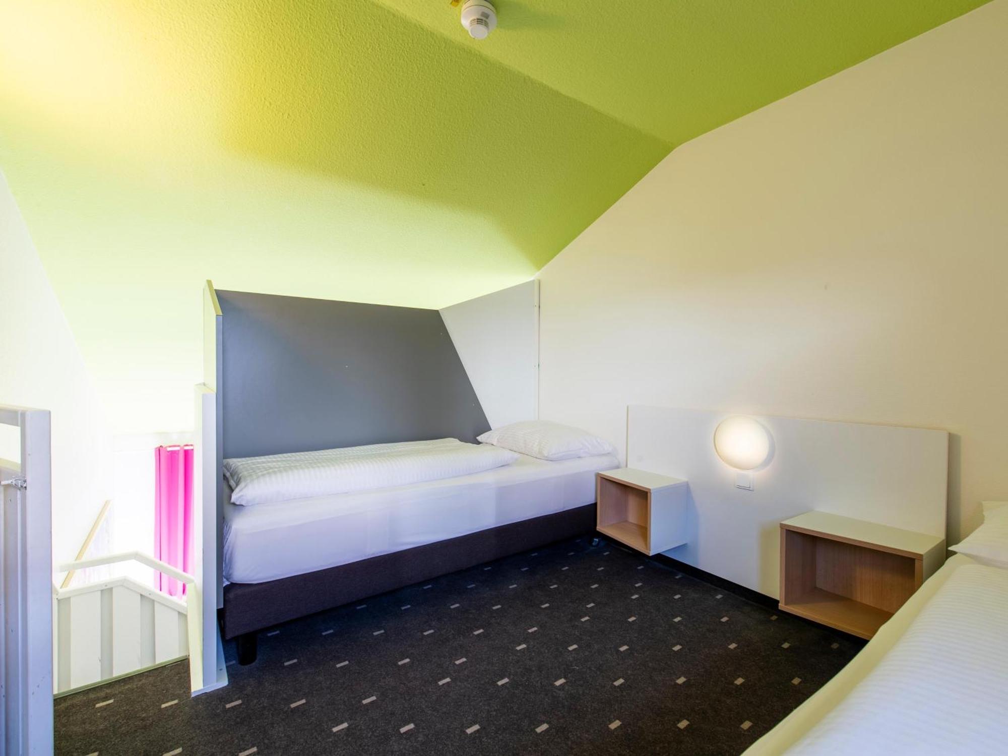 B&B Hotel Ingolstadt-Ost Exterior photo