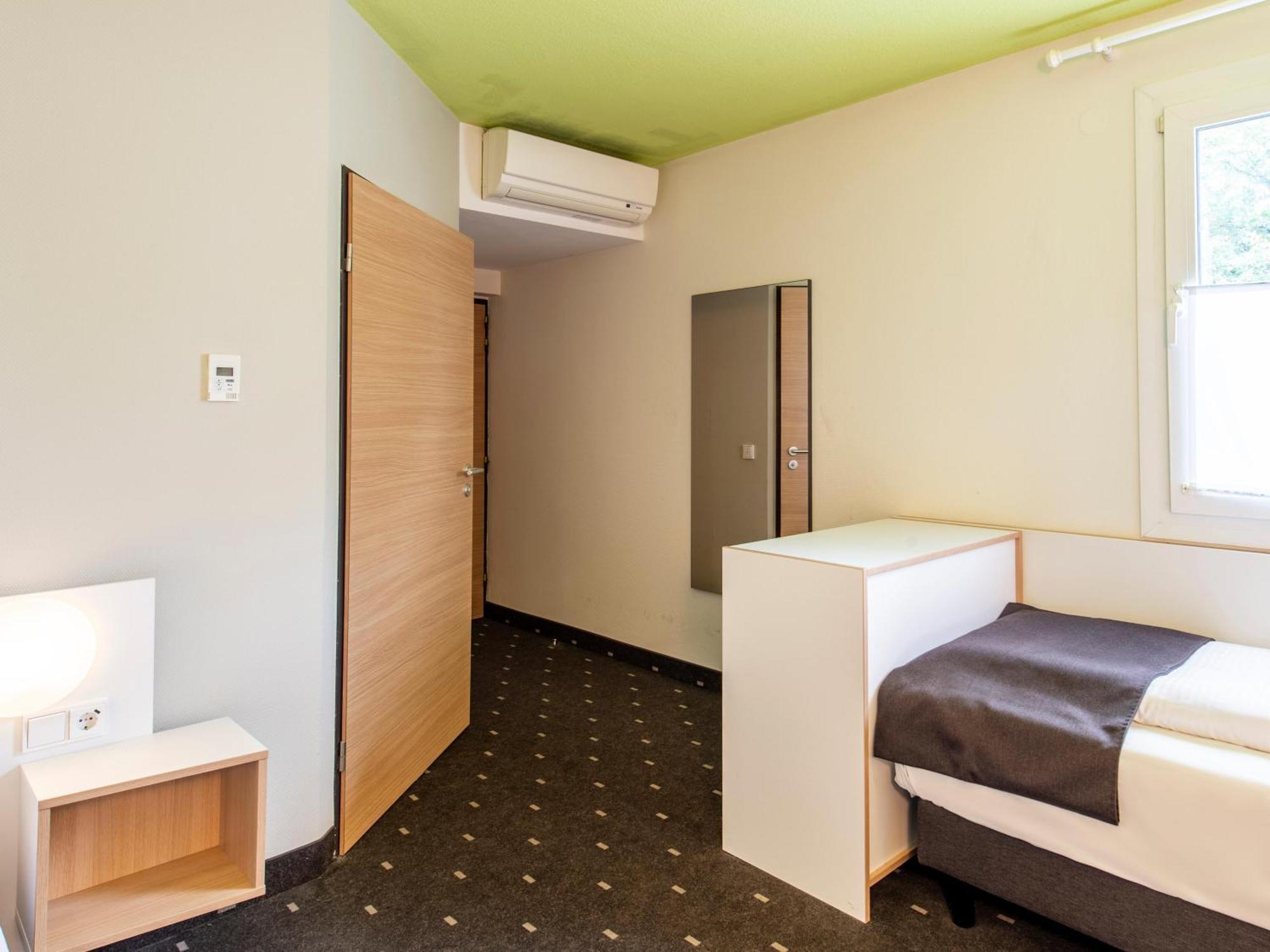 B&B Hotel Ingolstadt-Ost Exterior photo